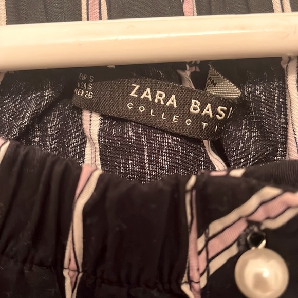 Zara Navy Blue Off-shoulder Blouse with Pearl Buttons Size S - Picture 2 of 2